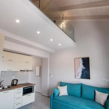 Above Blue Maisonettes Grey Diamond Νικιάνα
